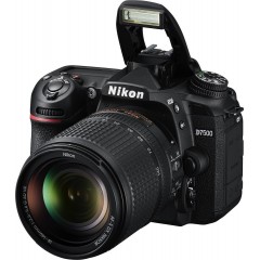 Nikon D7500 DSLR Camera with AF-S DX NIKKOR 18-140mm f/3.5-5.6G ED VR Lens Kit